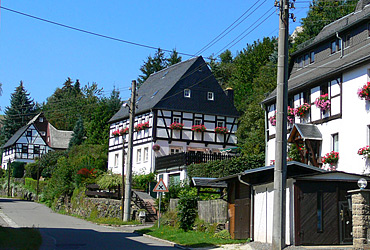alte Dorfstraße in Erdmannsdorf